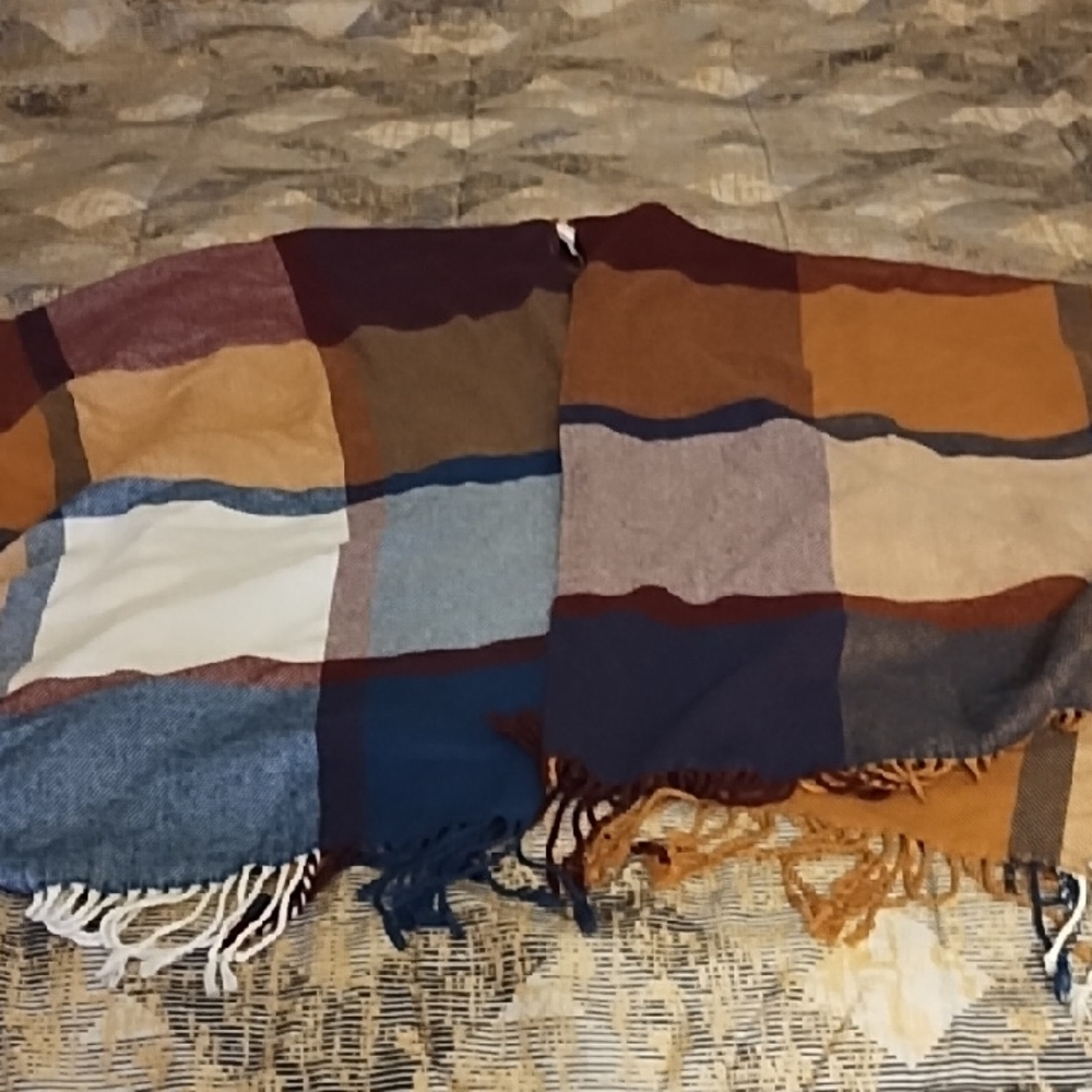 Multicolor Plaid Women's Scarf